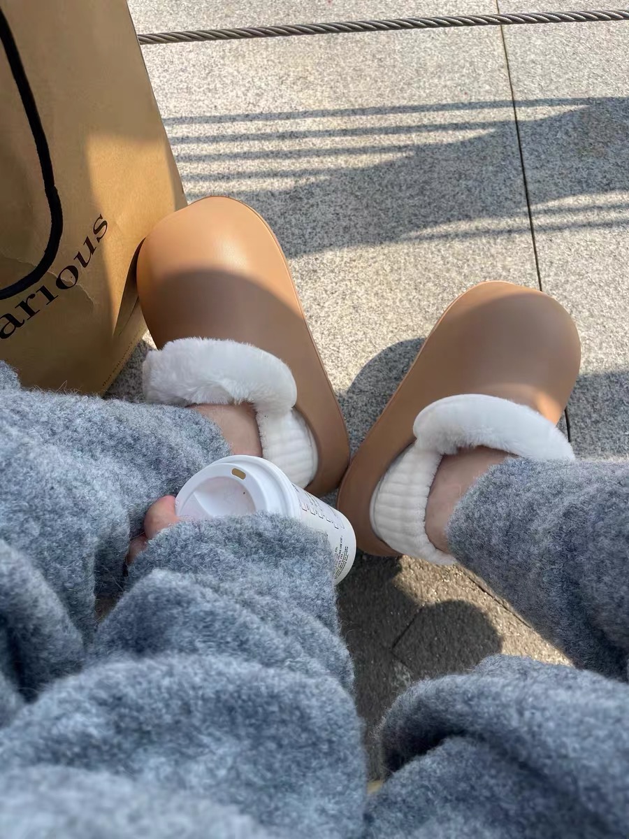 Can’t hide the shine mollow shoes BOO101 images